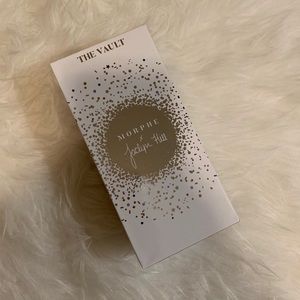 Jaclyn Hill: THE Vault
